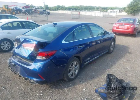 2018 Hyundai Sonata Sport z USA, uszkodzony, nr VIN 5NPE34AF9JH684381